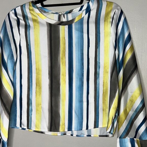 Zara Striped Long Sleeve Cropped Blouse Size Small - Picture 5 of 10